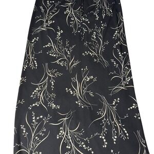 Black cream floral maxi skirt with slit in the back fairycore grunge boho y2k